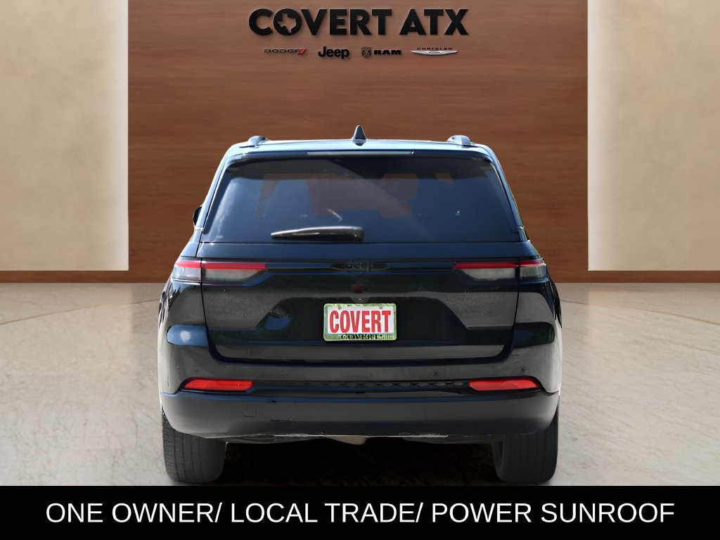 Used 2023 Jeep Grand Cherokee Altitude RWD image 4