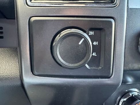 Used 2020 Ford F150 XLT w/ Equipment Group 302A Luxury image 14