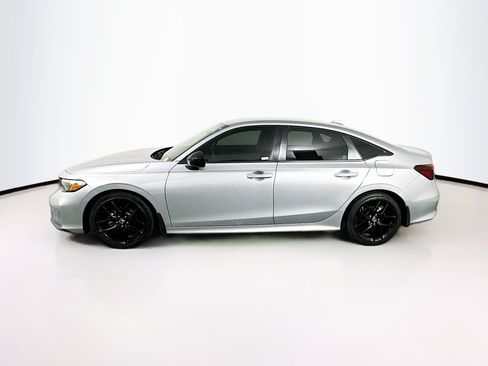 Used 2025 Honda Civic Sport image 4