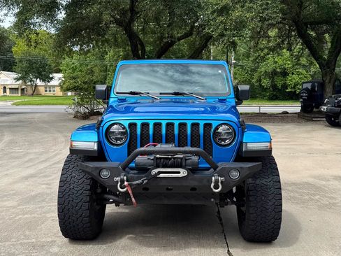 Used 2021 Jeep Wrangler Unlimited Sahara AWD/4WD image 2