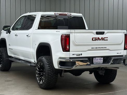Used 2026 GMC Sierra 1500 SLT image 3
