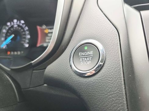 Used 2019 Ford Fusion Titanium AWD/4WD image 30