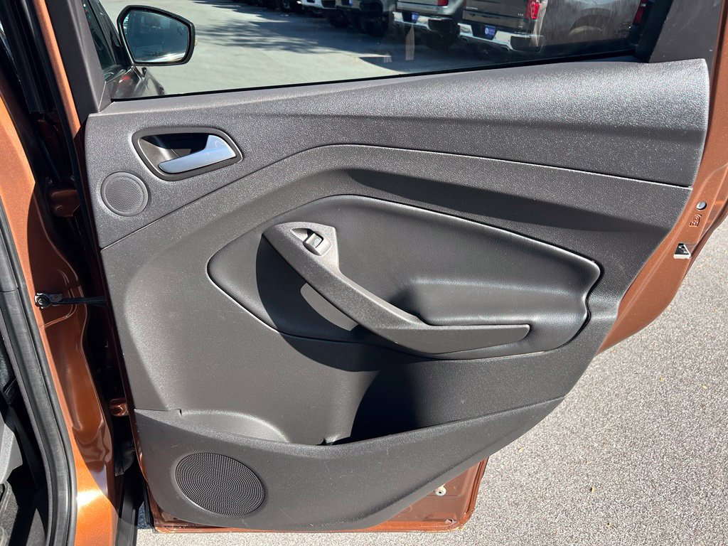 Used 2017 Ford Escape Titanium w/ Canadian Touring Package AWD/4WD image 22