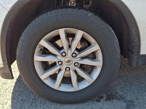 Used 2020 Dodge Durango SXT image 31