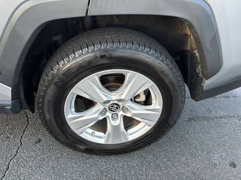 Certified 2019 Toyota RAV4 XLE image 17