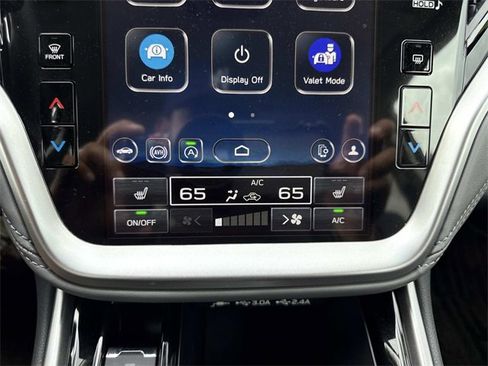 Used 2025 Subaru Outback Onyx Edition image 25