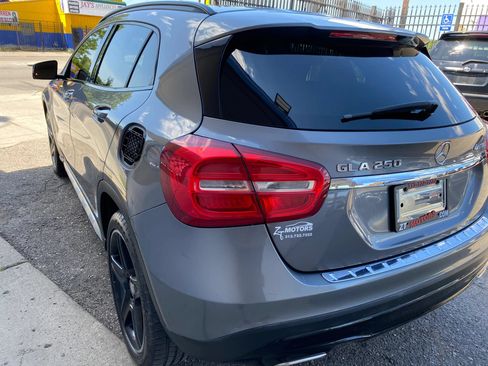 Used 2017 Mercedes-Benz GLA 250 4MATIC w/ Convenience Package image 2