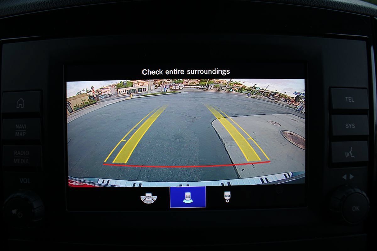 Used 2021 Mercedes-Benz Metris Passenger image 13