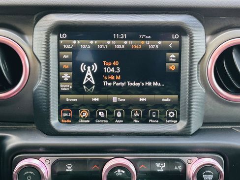 Used 2022 Jeep Wrangler Unlimited Sport AWD/4WD image 17