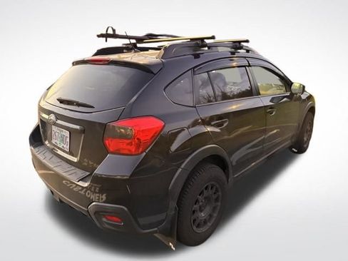 Used 2016 Subaru Crosstrek 2.0i Premium w/ Moonroof Package image 3