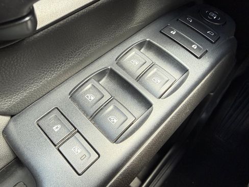 Used 2015 GMC Sierra 1500 4x4 Double Cab w/ Elevation Edition image 28