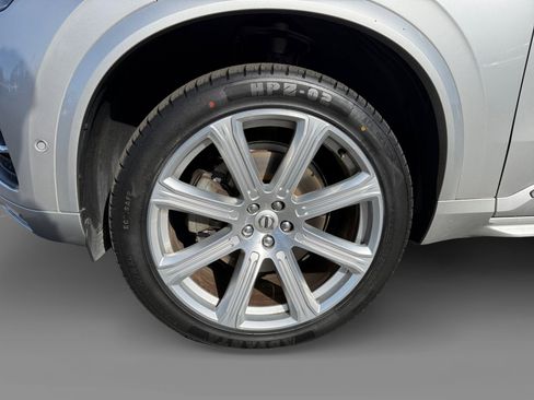 Used 2018 Volvo XC90 T6 Inscription w/ Convenience Package image 9