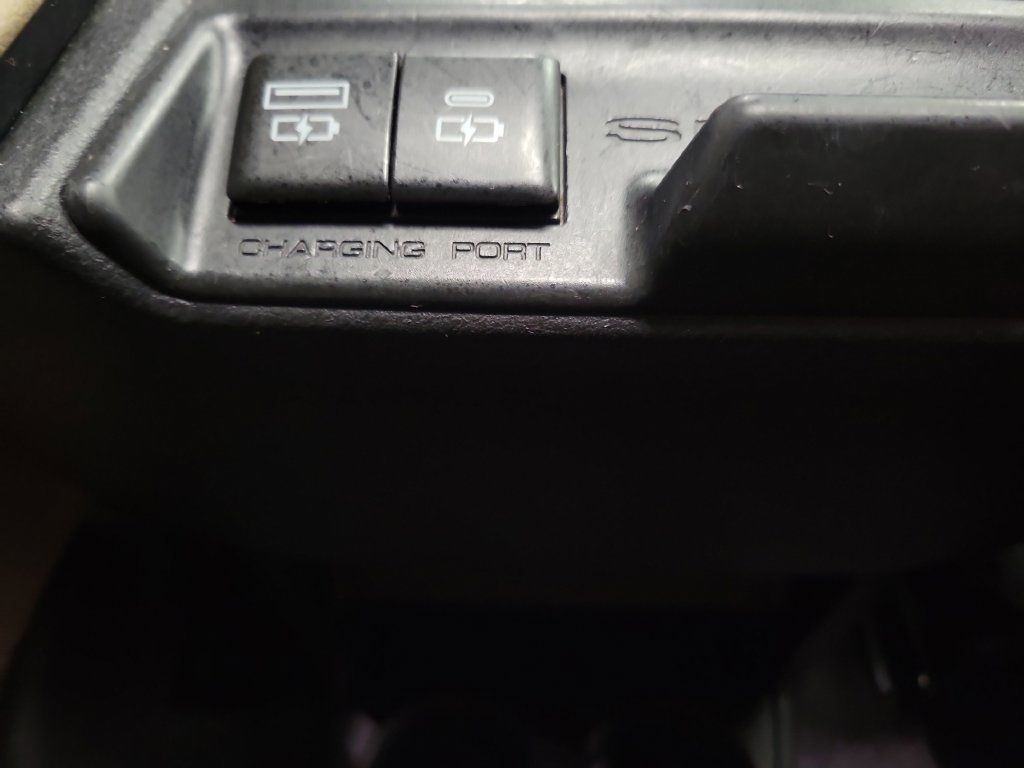 Used 2022 Toyota Sienna XLE FWD image 34
