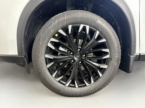 New 2026 Nissan Rogue Dark Armor AWD/4WD image 9