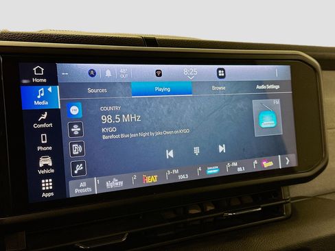 Used 2024 Jeep Wrangler Sport S image 21