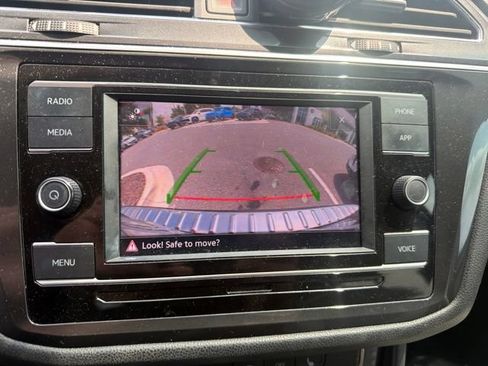 Used 2023 Volkswagen Tiguan S FWD image 15