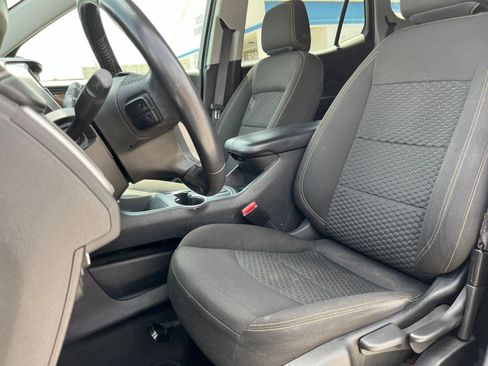 Used 2018 GMC Terrain SLE FWD image 8