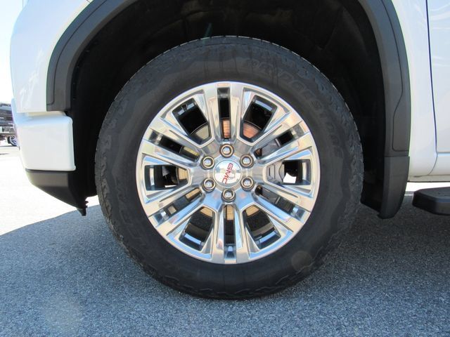 Certified 2023 GMC Sierra 1500 Denali w/ Technology Package AWD/4WD image 9