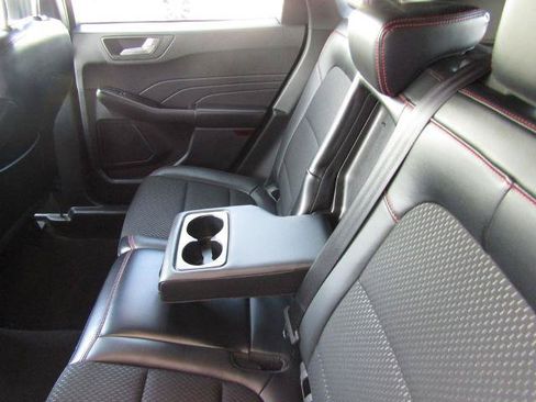 Certified 2025 Ford Escape ST-Line AWD/4WD image 30