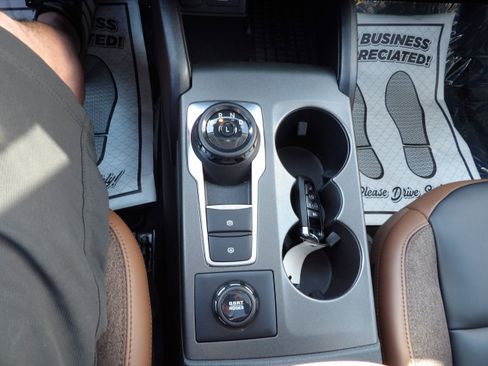 Used 2025 Ford Bronco Sport Outer Banks w/ Outer Banks Tech Package+ image 17