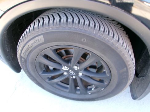 Used 2013 INFINITI FX37 2WD w/ Premium Pkg image 9