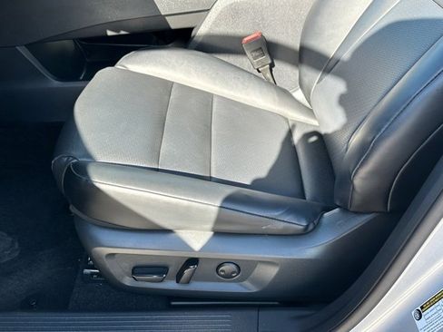 Certified 2023 Nissan Rogue SV w/ SV Premium Package image 25