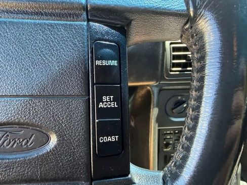 Used 1991 Ford Mustang LX RWD image 35