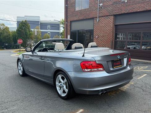 Used 2013 BMW 128i Convertible RWD image 11