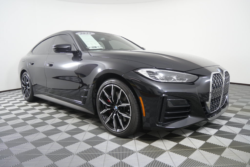 Used 2022 BMW 430i Gran Coupe w/ M Sport Package RWD image 2