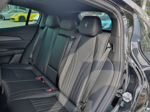 New 2024 Maserati Grecale GT image 36