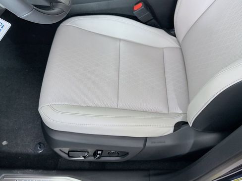 New 2026 Lexus RX 350 AWD image 21