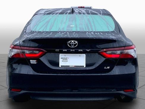 Used 2024 Toyota Camry LE FWD image 5