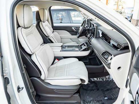 Used 2023 Lincoln Navigator L Black Label image 31