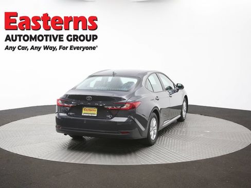Used 2025 Toyota Camry LE FWD image 37