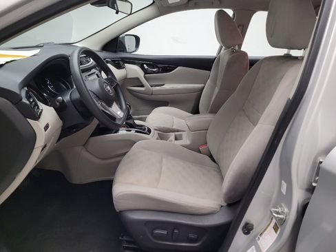 Used 2019 Nissan Rogue Sport SV image 17