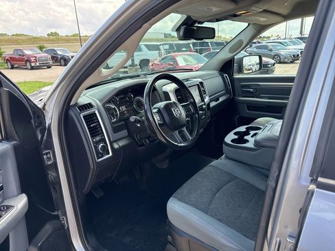 Used 2020 RAM 1500 Classic SLT w/ Luxury Group AWD/4WD image 20