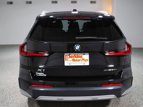 Used 2023 BMW X1 xDrive28i w/ Premium Package image 8