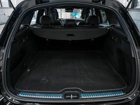 Used 2024 Mercedes-Benz GLC 43 AMG AMG GLC 43 w/ Driver Assistance Package image 41