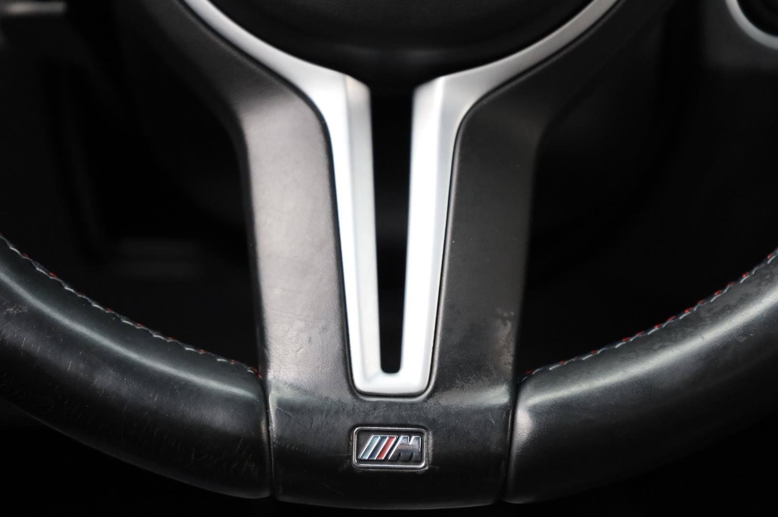 Used 2015 BMW M4 Coupe RWD image 31