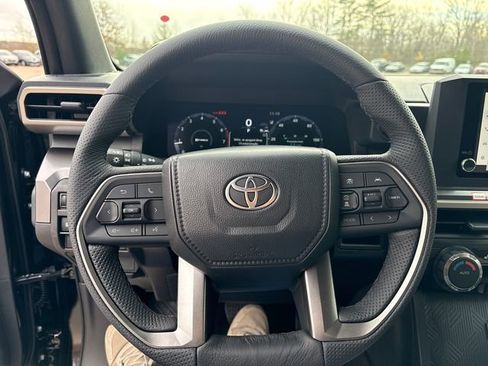 New 2025 Toyota Tacoma TRD Off-Road image 25