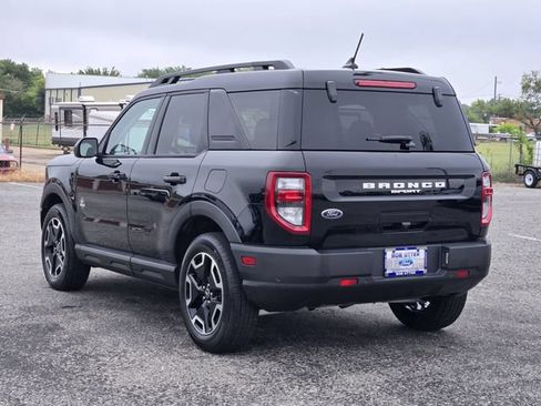 Certified 2024 Ford Bronco Sport Outer Banks w/ Tech Package AWD/4WD image 5