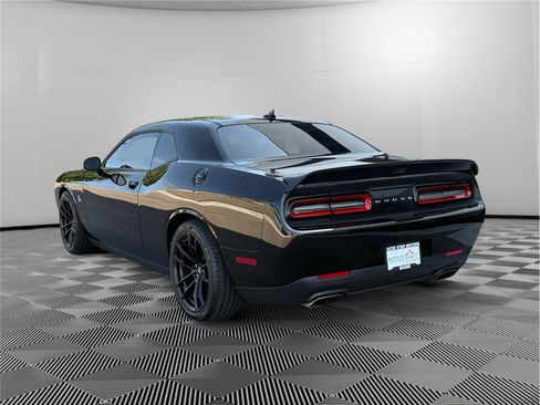 Used 2021 Dodge Challenger R/T Scat Pack w/ Dynamics Package image 3