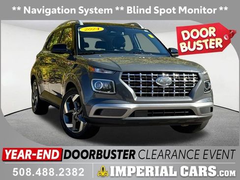 Used 2024 Hyundai Venue Limited image 1