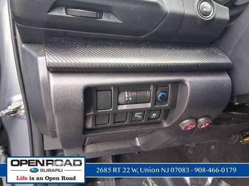 Used 2019 Subaru Crosstrek 2.0i Premium w/ Moonroof Package image 13