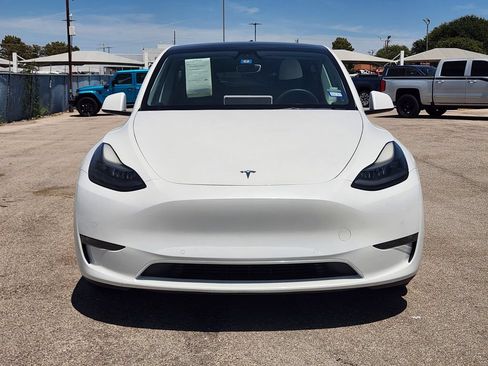 Used 2022 Tesla Model Y Performance AWD/4WD image 2