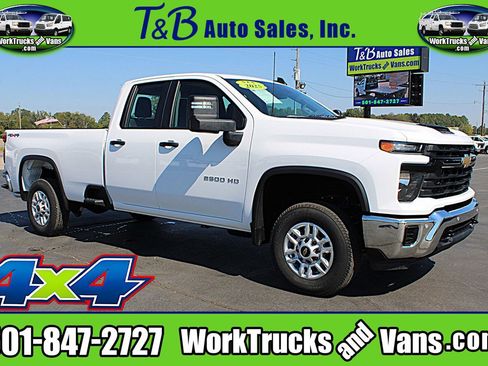 Used 2025 Chevrolet Silverado 2500 W/T w/ WT/CX Safety Package image 1