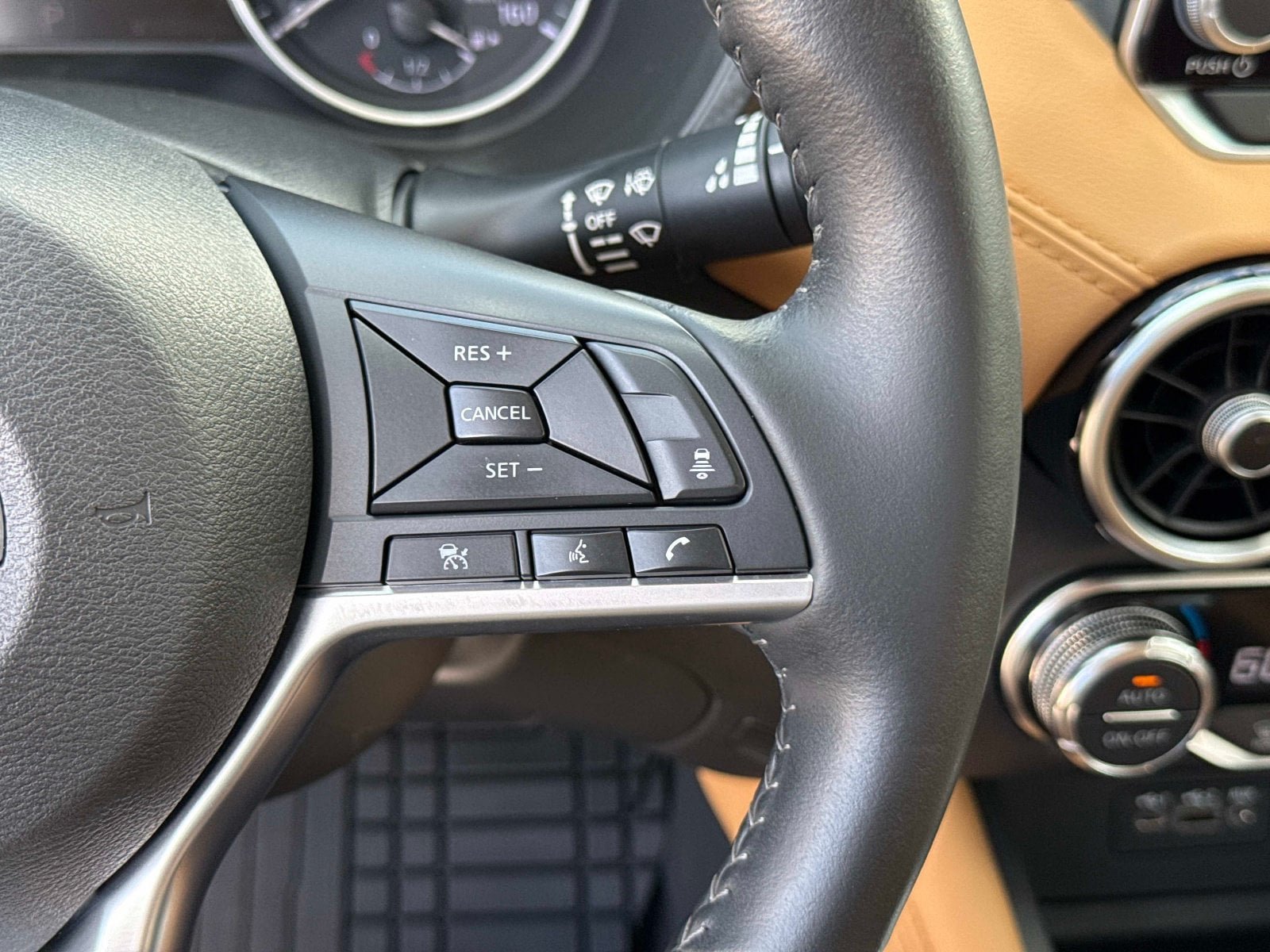 Used 2023 Nissan Sentra SV w/ SV Premium Package FWD image 29