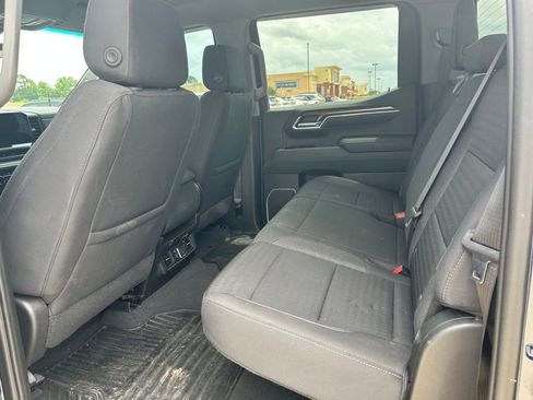 Used 2022 Chevrolet Silverado 1500 RST AWD/4WD image 9