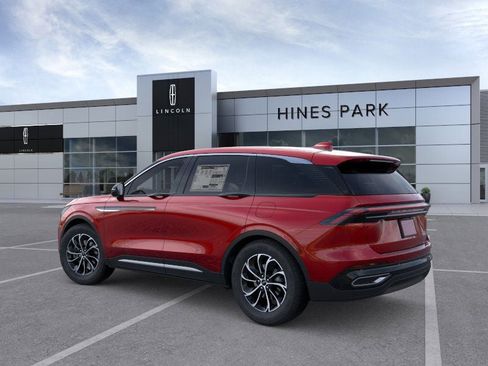 New 2025 Lincoln Nautilus Premier w/ Equipment Group 102A image 4