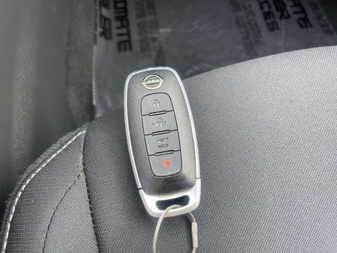 Used 2025 Nissan Sentra SV image 21